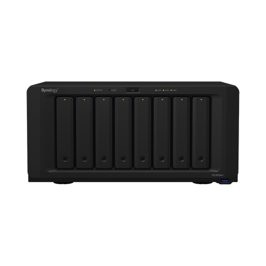 Servidor NAS de escritorio con 8 bahías / Expansible a 18 bahías / Hasta 256 TB / 8GB de RAM